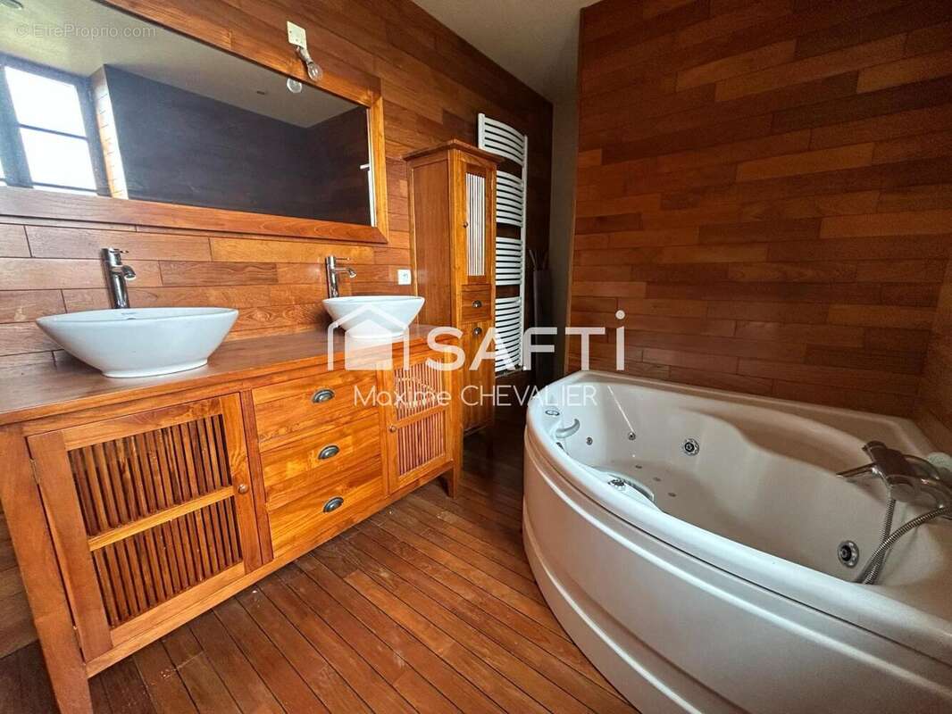 Photo 5 - Maison à SAINT-DENIS-DE-JOUHET