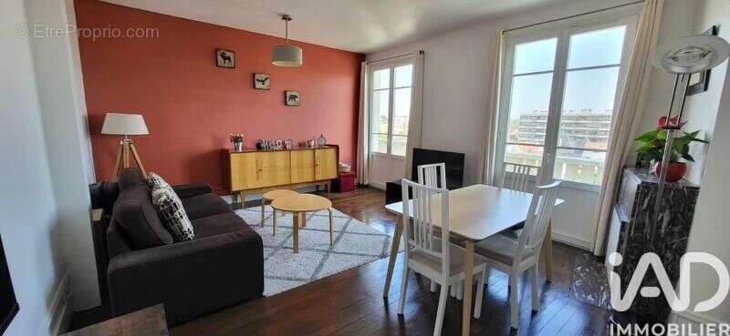 Photo 2 - Appartement à SAINT-MAUR-DES-FOSSES