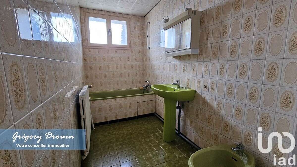 Maison 164 m² à Bromeilles  - photo 8
