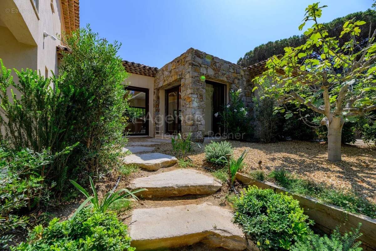 Maison à RAMATUELLE