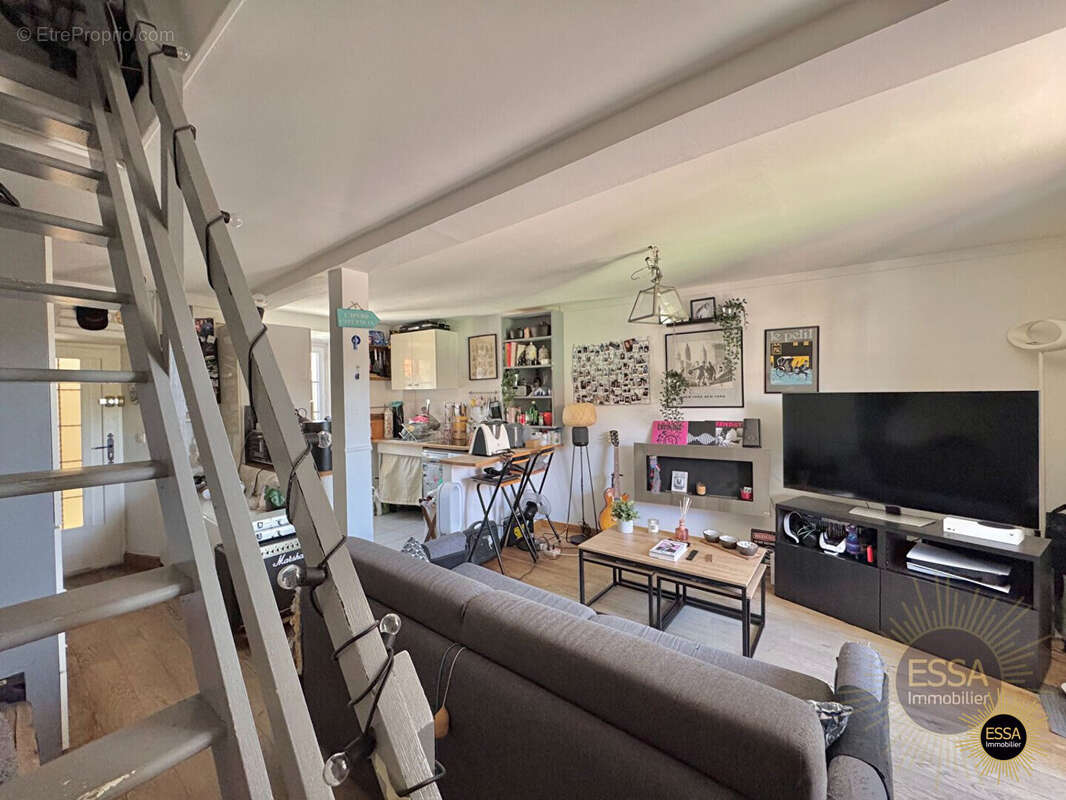 Appartement à NOISY-LE-ROI