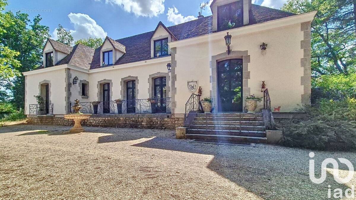 Photo 1 - Maison à VILLENEUVE-SUR-AUVERS