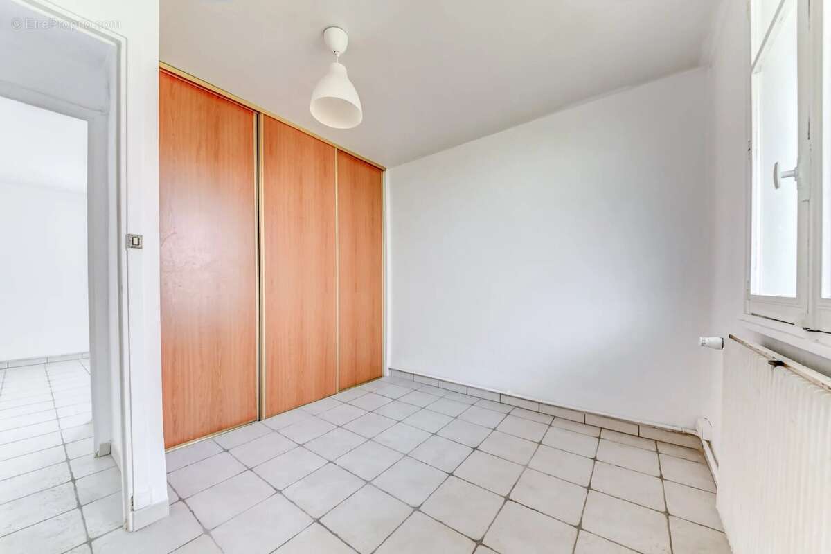 Appartement à LYON-8E