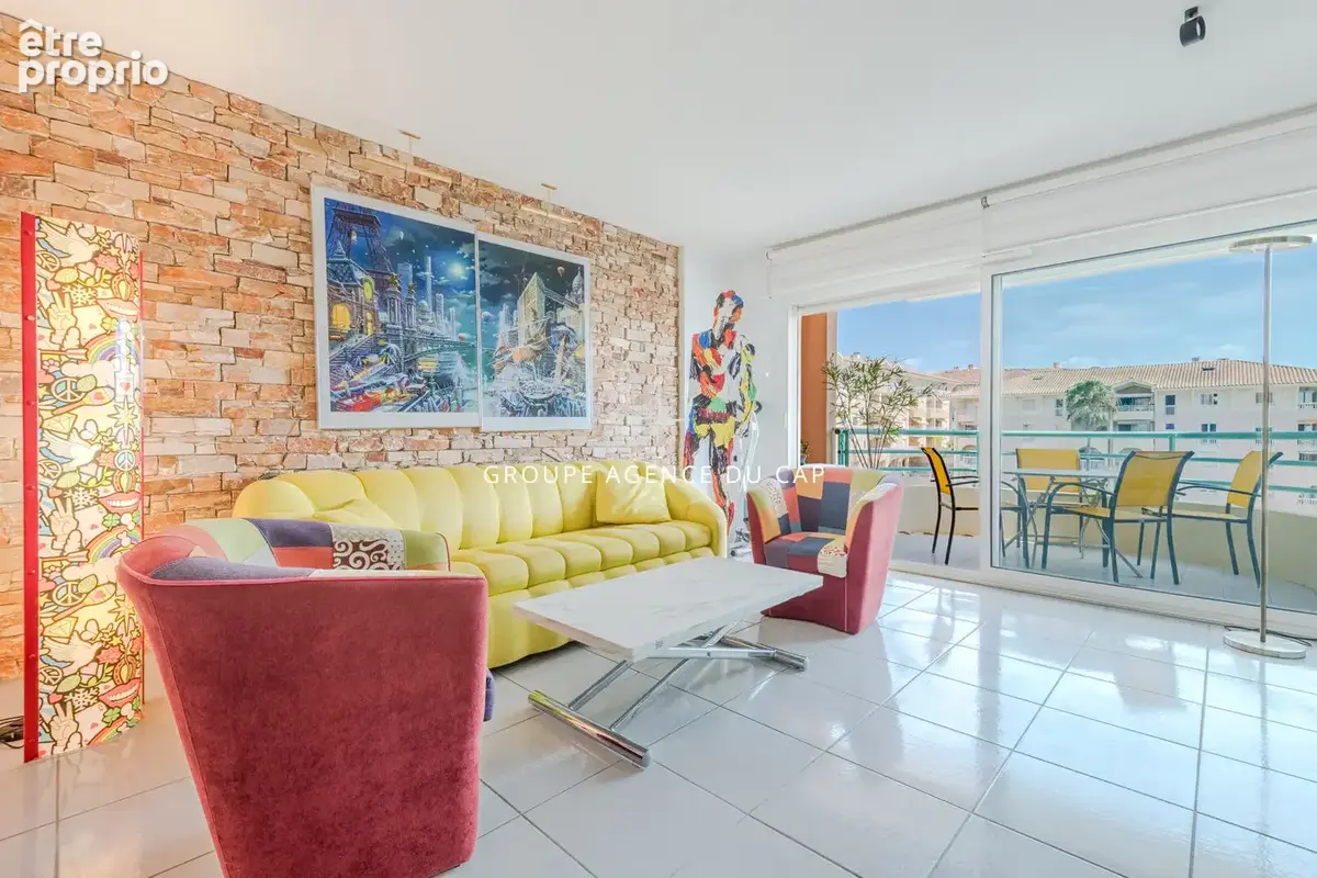 Appartement T2 récemment rénové en étage à Port Fréjus - photo 5
