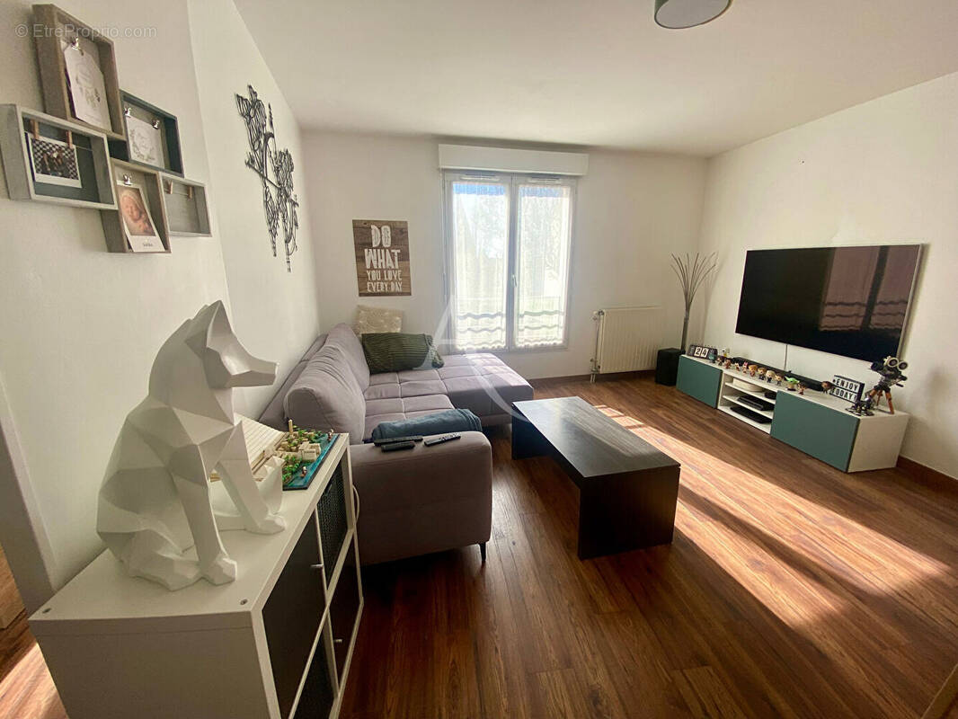 Appartement à CHECY