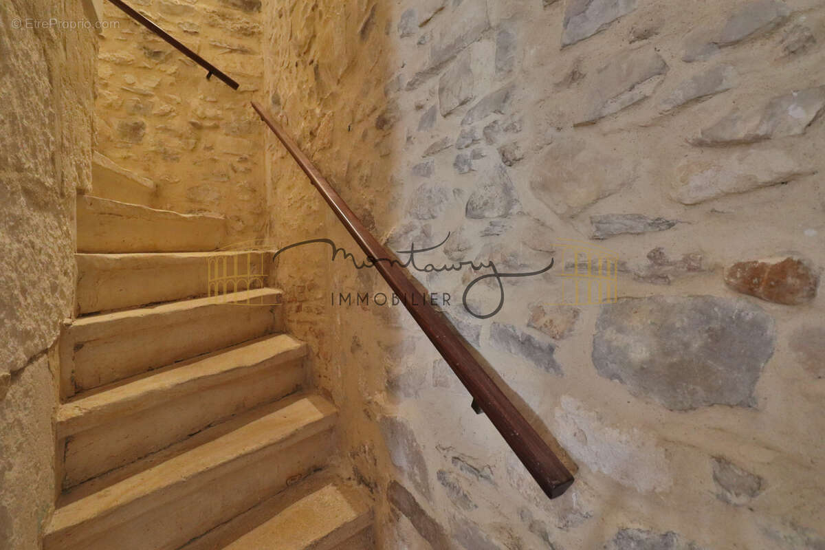 Maison à COMPS