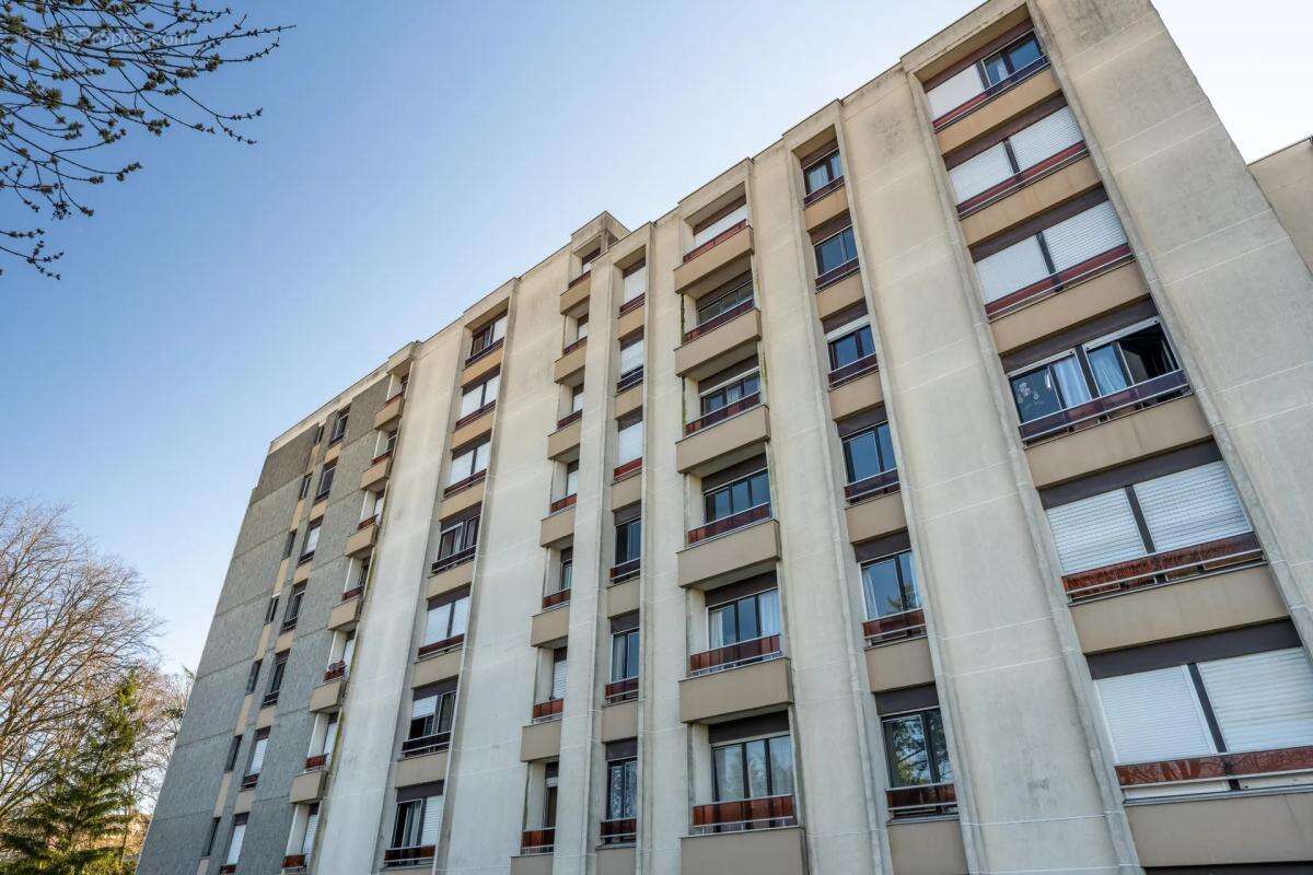 Appartement à LE RAINCY