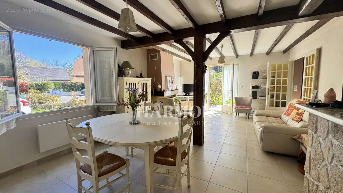 Maison à ARBUS