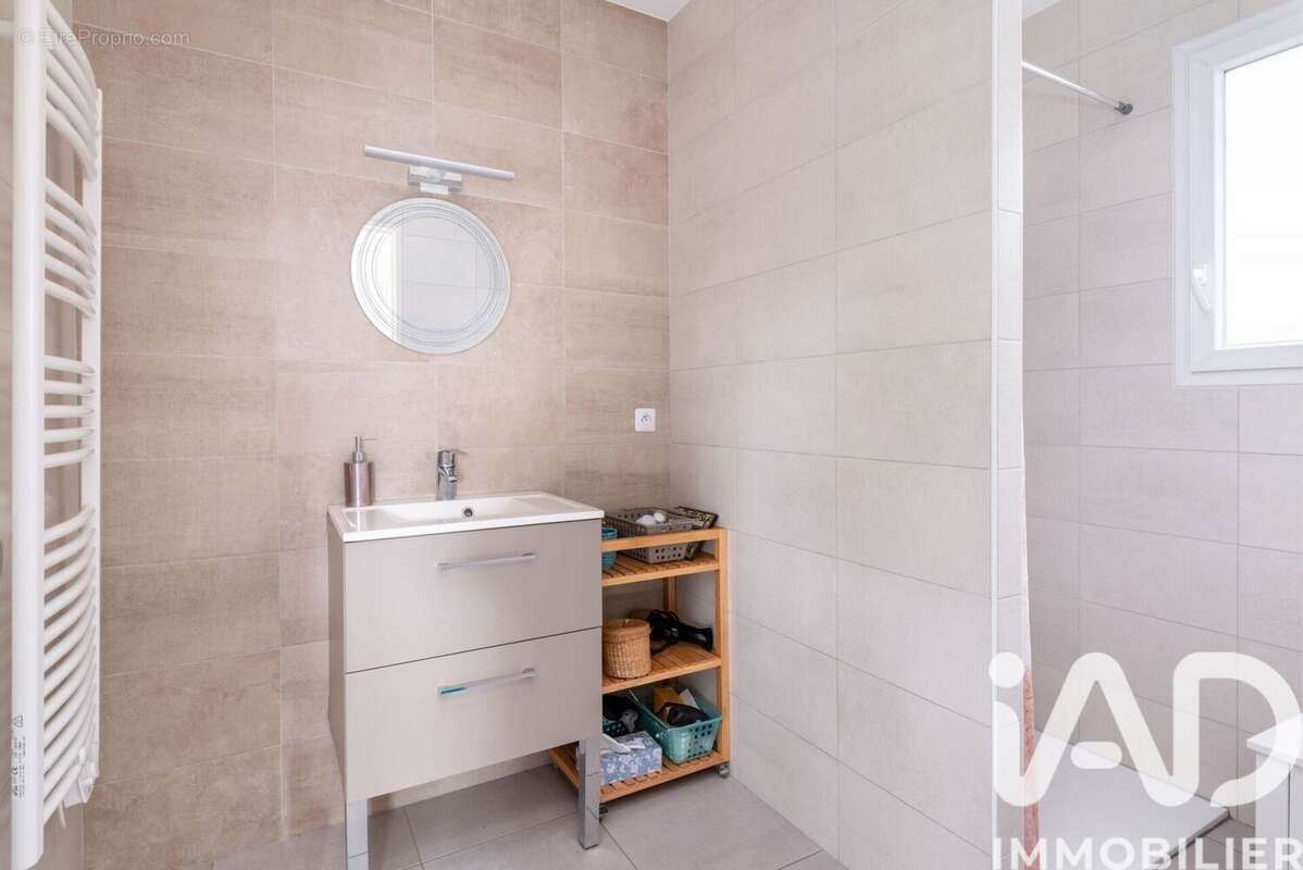 Photo 9 - Maison à COMMELLE-VERNAY