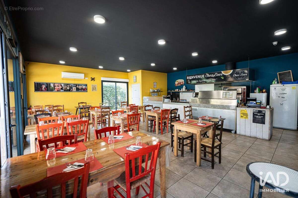 Photo 2 - Commerce à LAVILLEDIEU