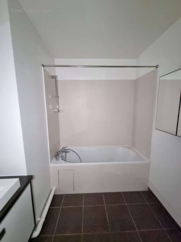 Appartement à ISSY-LES-MOULINEAUX