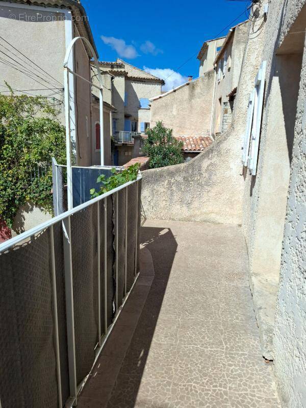 Maison à SAINT-ETIENNE-LES-ORGUES