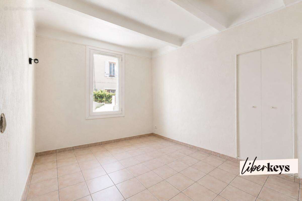 Appartement à SAINT-CHAMAS