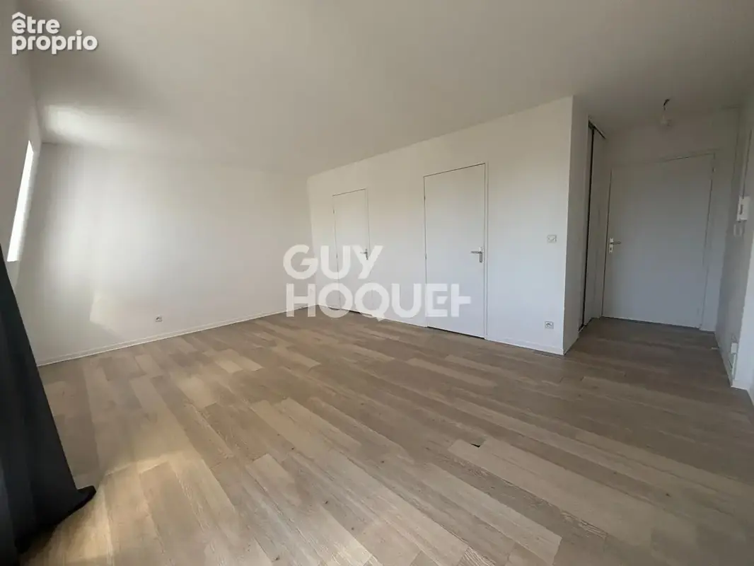 Studio 29 m² ? dernier étage avec ascenseur ? résidence sécurisée - photo 4