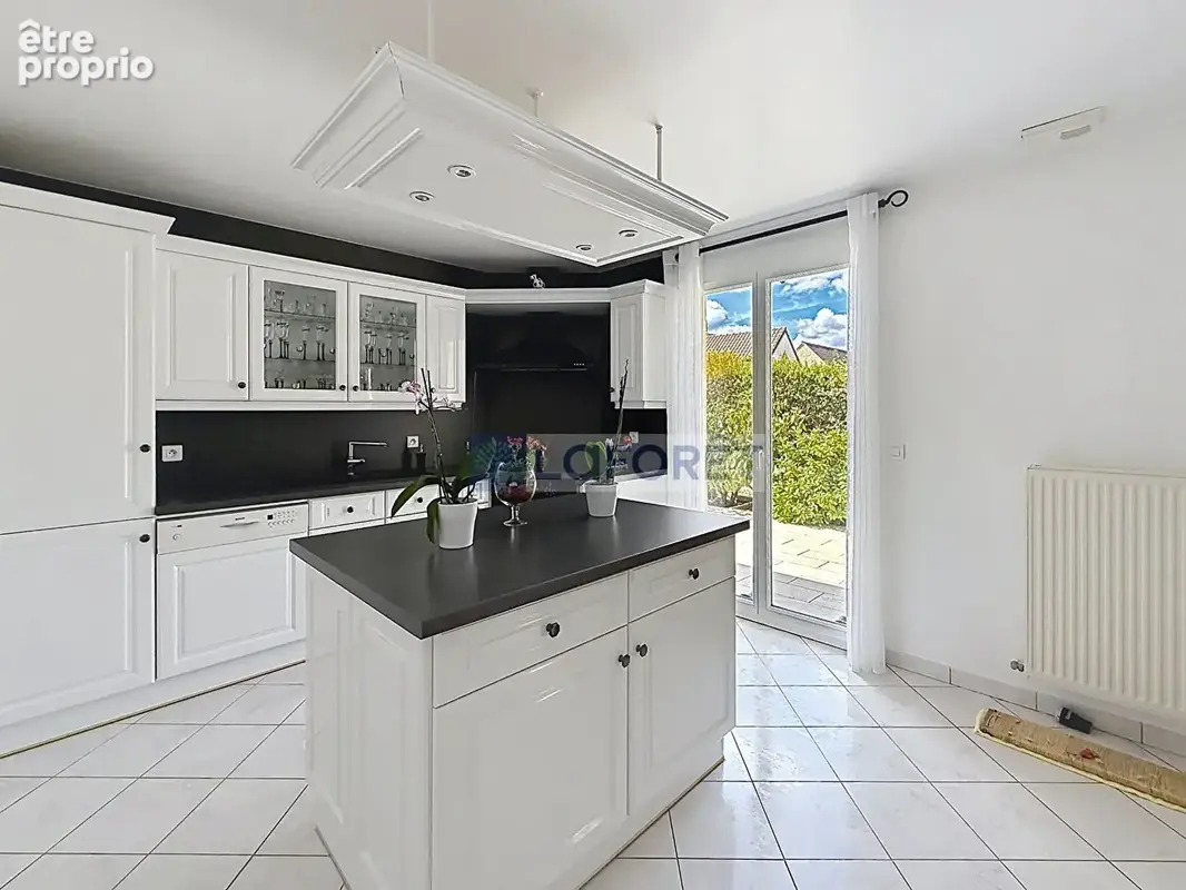 Maison 7 pièces 175 m² à vendre à Maurepas (78310) - photo 4