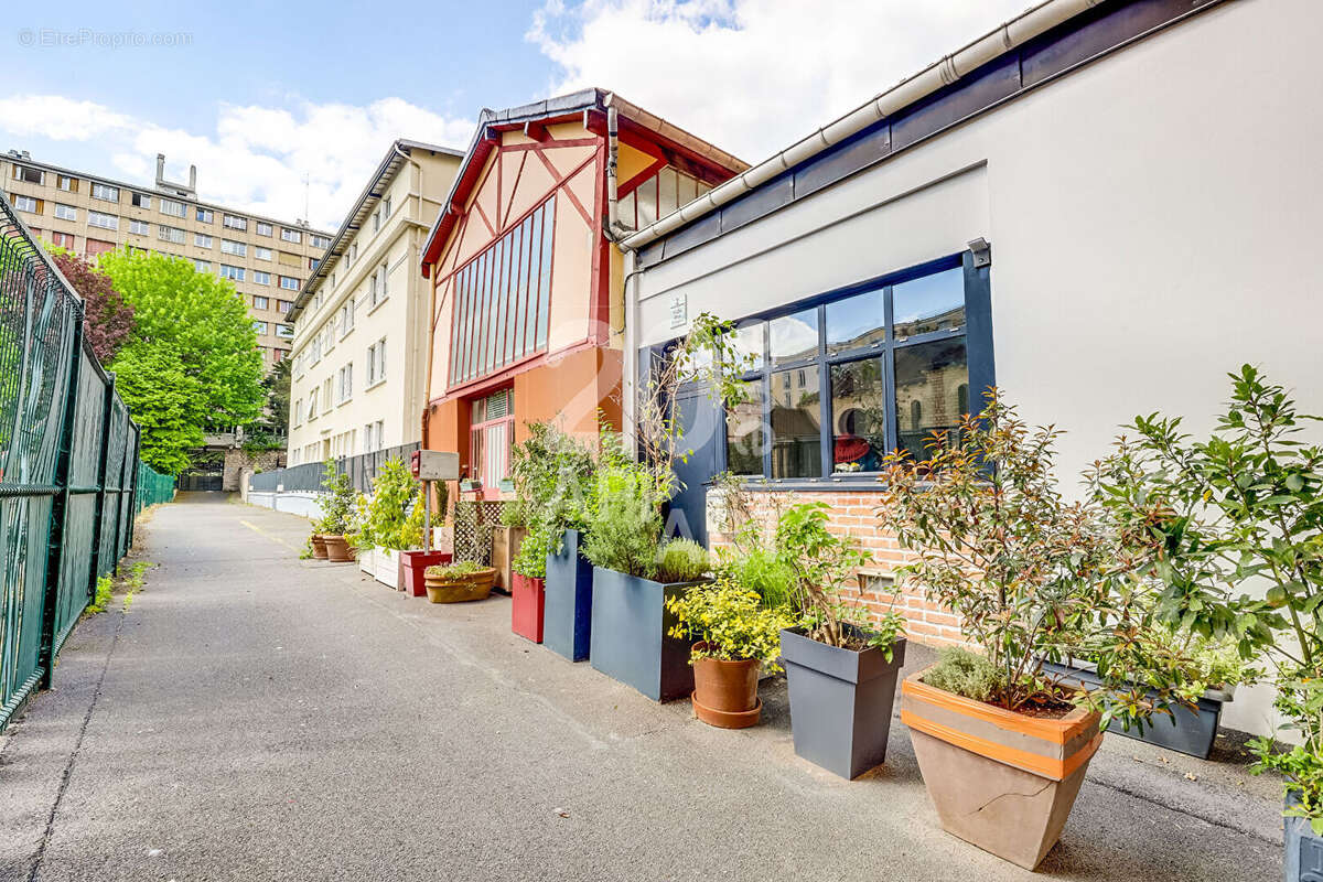 Appartement à PARIS-20E