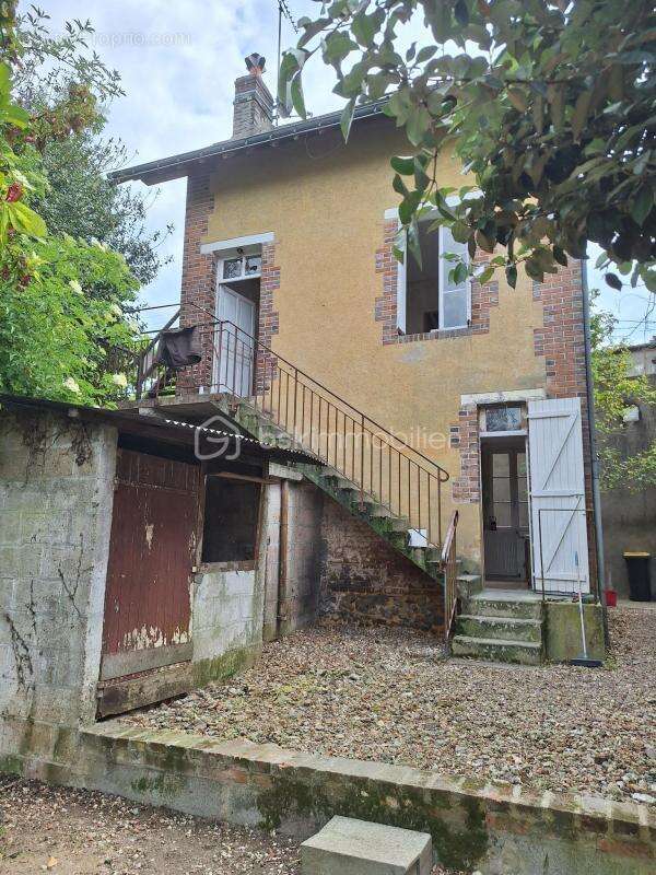 Maison à CHATEAU-RENAULT