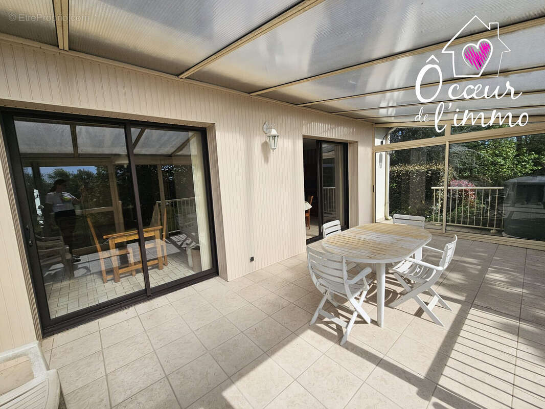 Maison à MAZIERES-EN-MAUGES