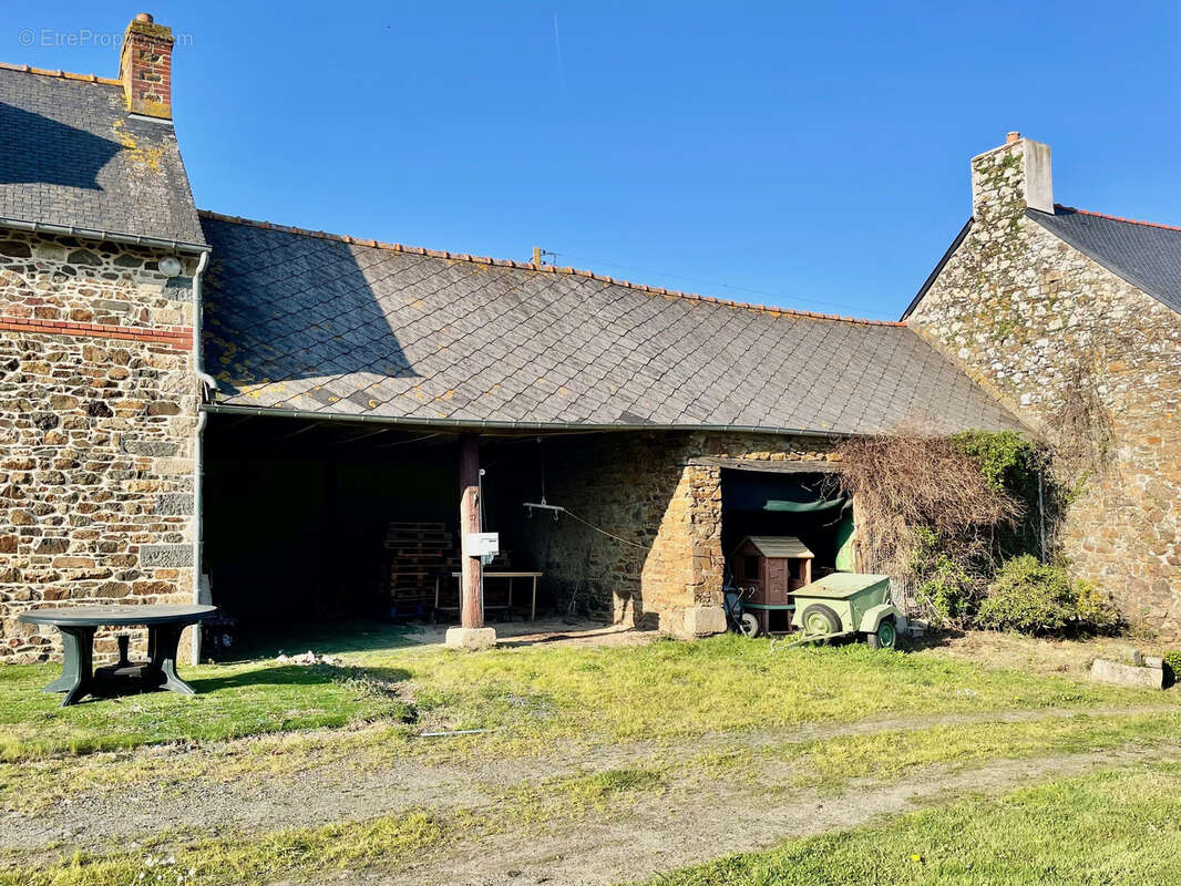 Maison à GOUDELIN