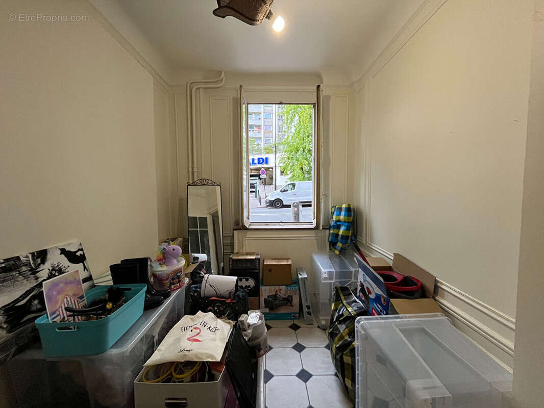 Appartement à PARIS-20E