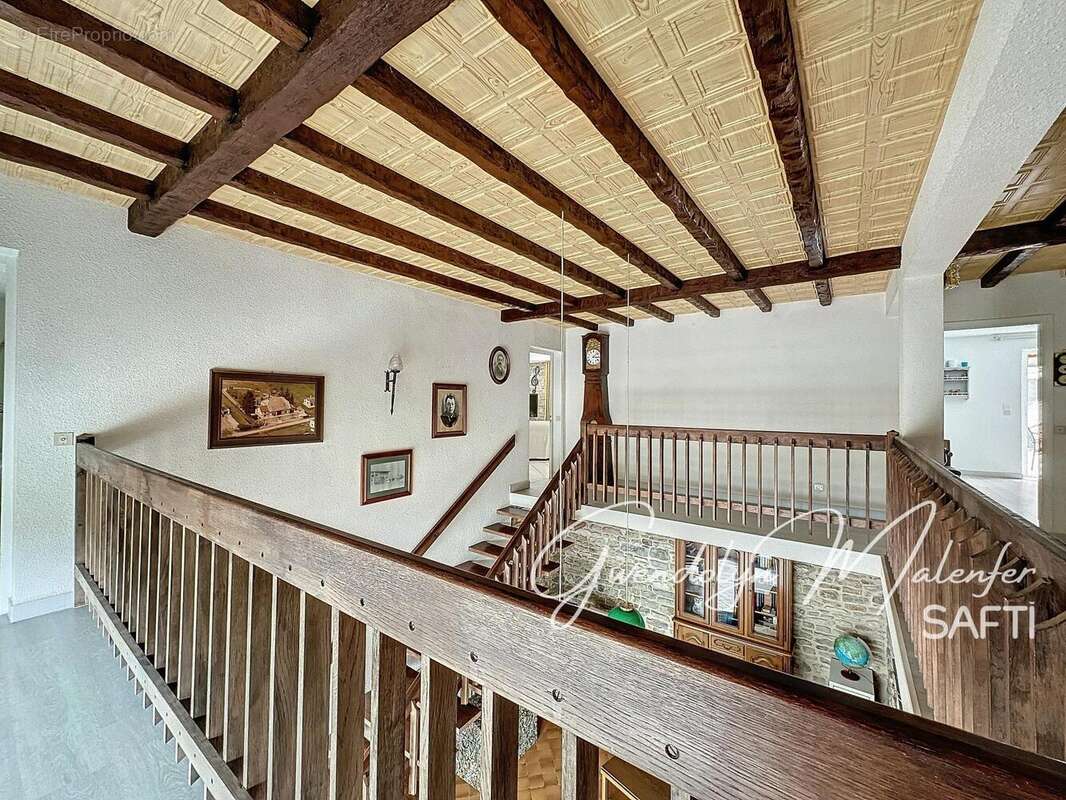Maison 312 m² à Arc-Et-Senans  - photo 9