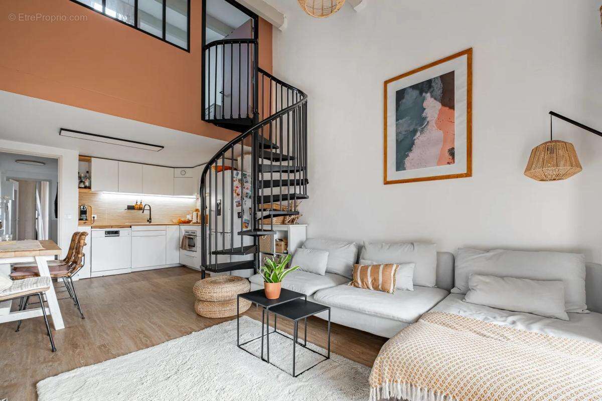 Appartement à FREJUS