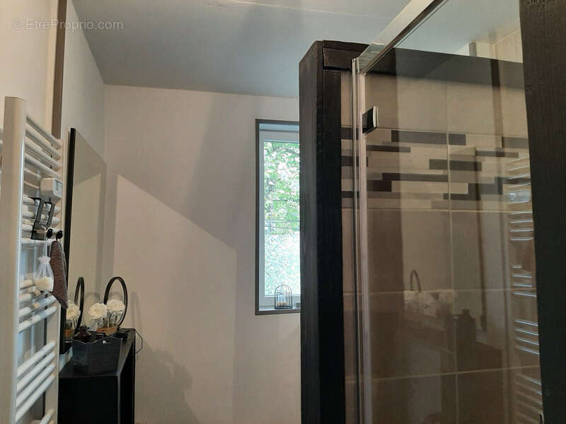 Appartement à PARAY-LE-MONIAL