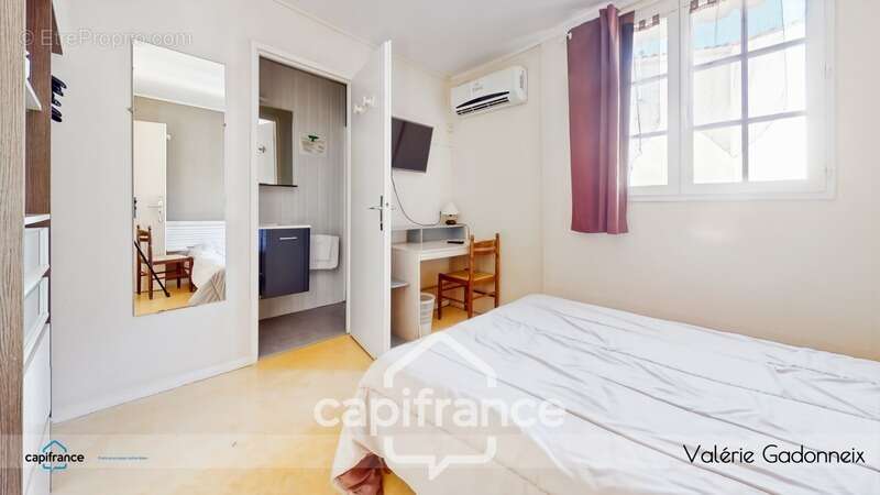 Maison à SAINTE-SOULLE