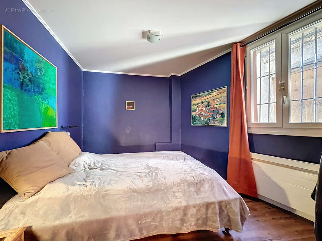 Maison à ESTOHER