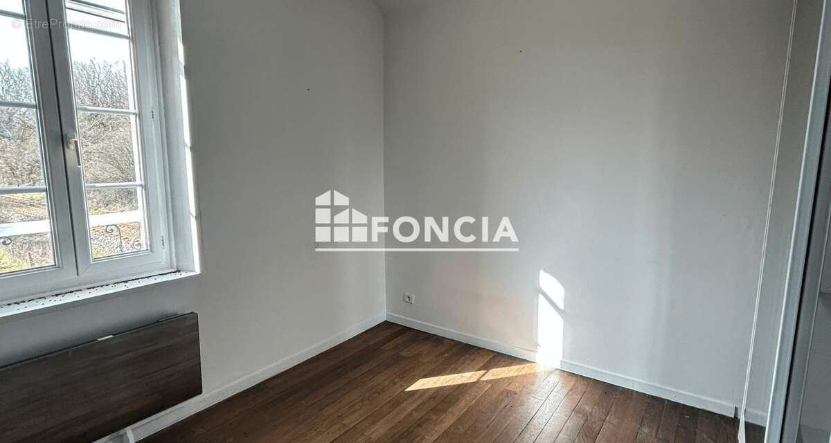 Maison à FONTCOUVERTE
