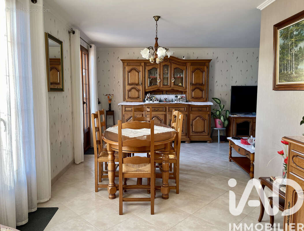 Photo 3 - Maison à PARON