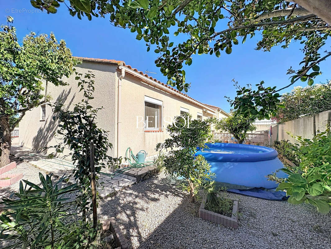 Maison 92 m² à Saint-Andre  - photo 4