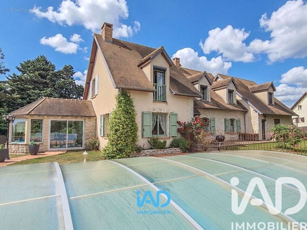 Maison 237 m² à Perdreauville  - photo 8