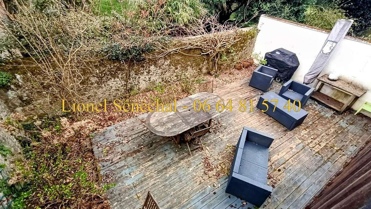 Exceptionnelle demeure de caractère ? 247 m² habitables ? 15 pièces ? Au coeur des quartiers les plus recherchés du Mans : Parc  - photo 15
