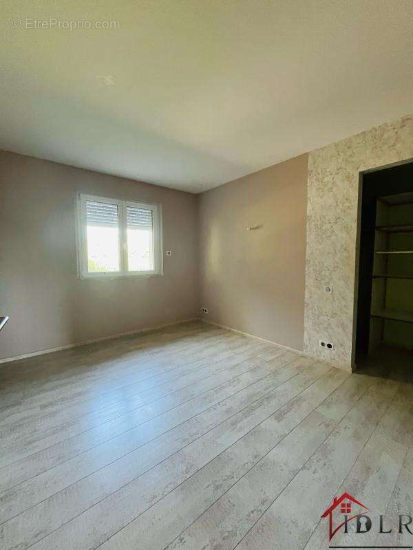 Maison à MAGNY-VERNOIS