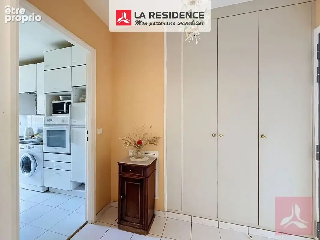 Appartement 75 m² à Paris-18e  - photo 8