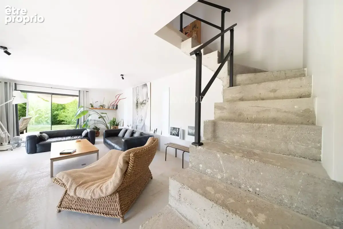 Superbe maison en pierre avec piscine à Vaugines - photo 6
