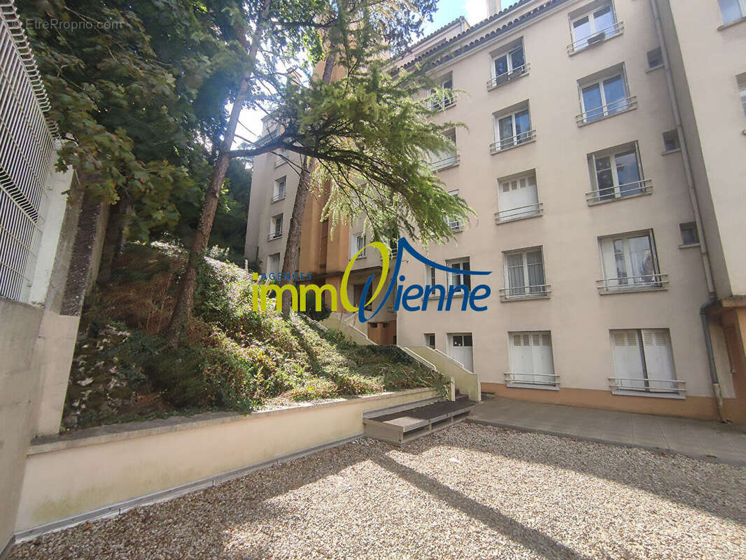 Appartement à POITIERS