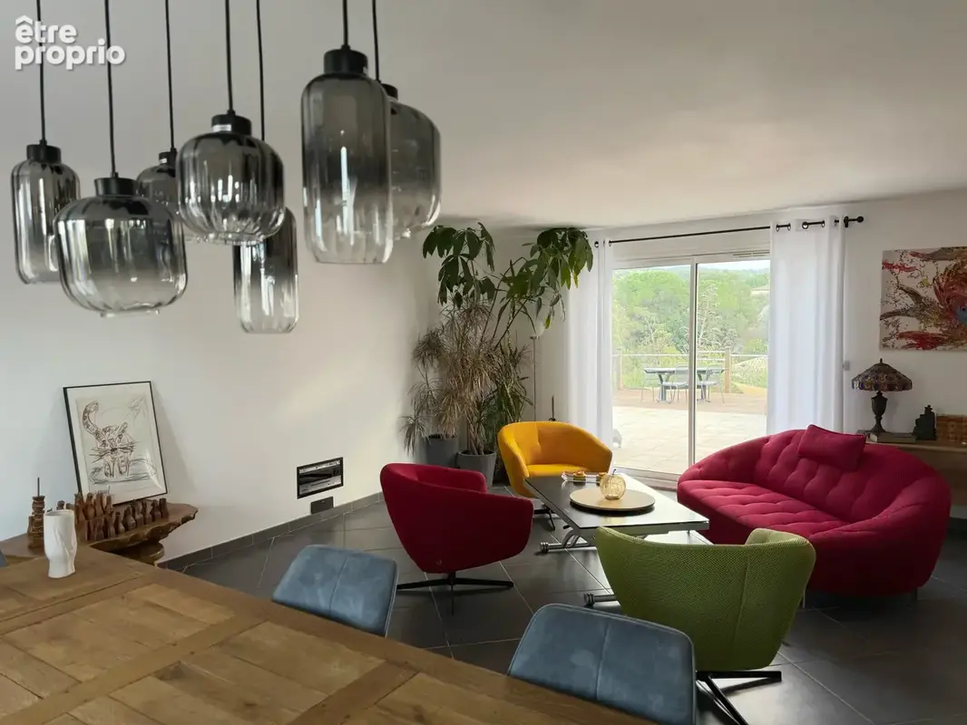 Maison avec piscine, vue exceptionnelle et terrain constructible - photo 8
