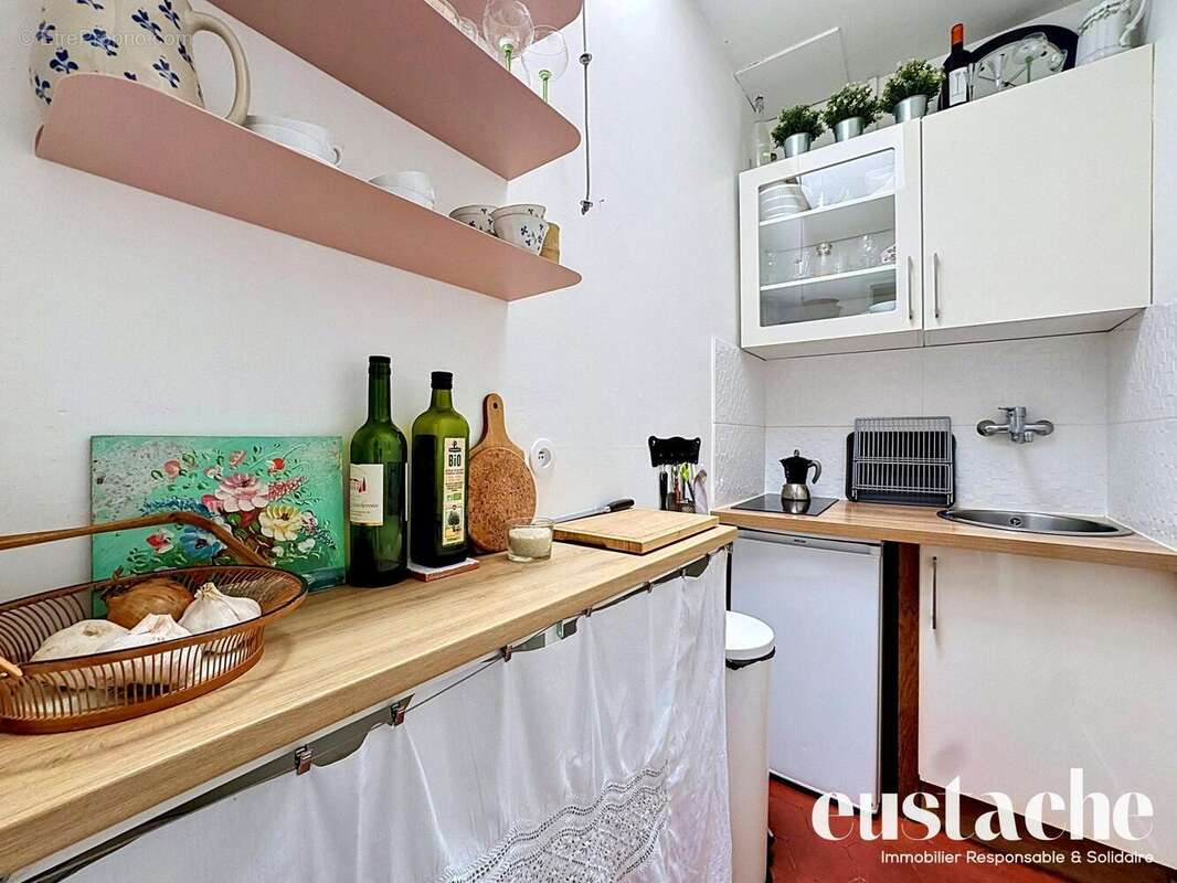 Appartement à PARIS-3E