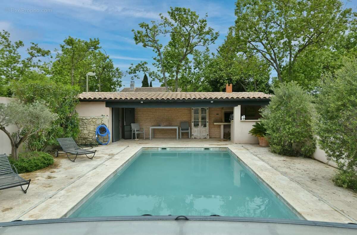 Maison à UZES