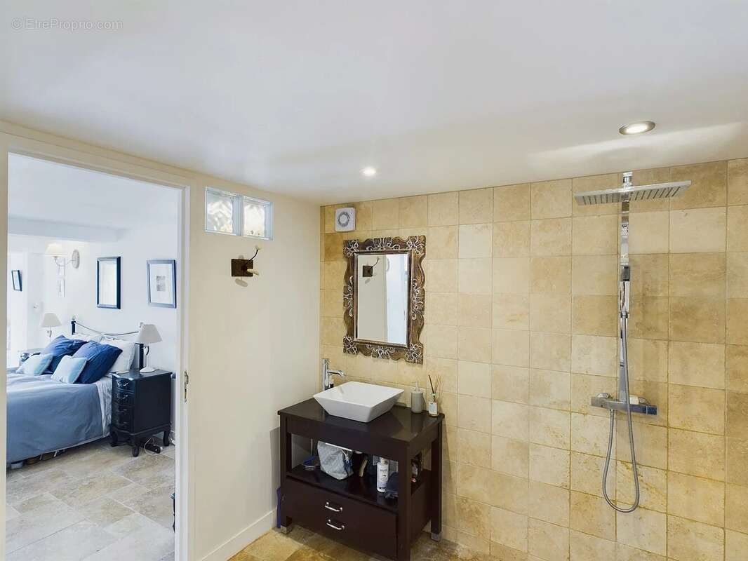 Maison à TOMBEBOEUF