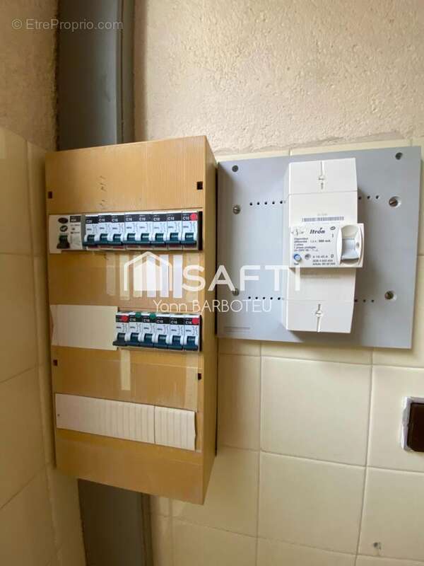 Photo 8 - Commerce à SAINT-CYPRIEN