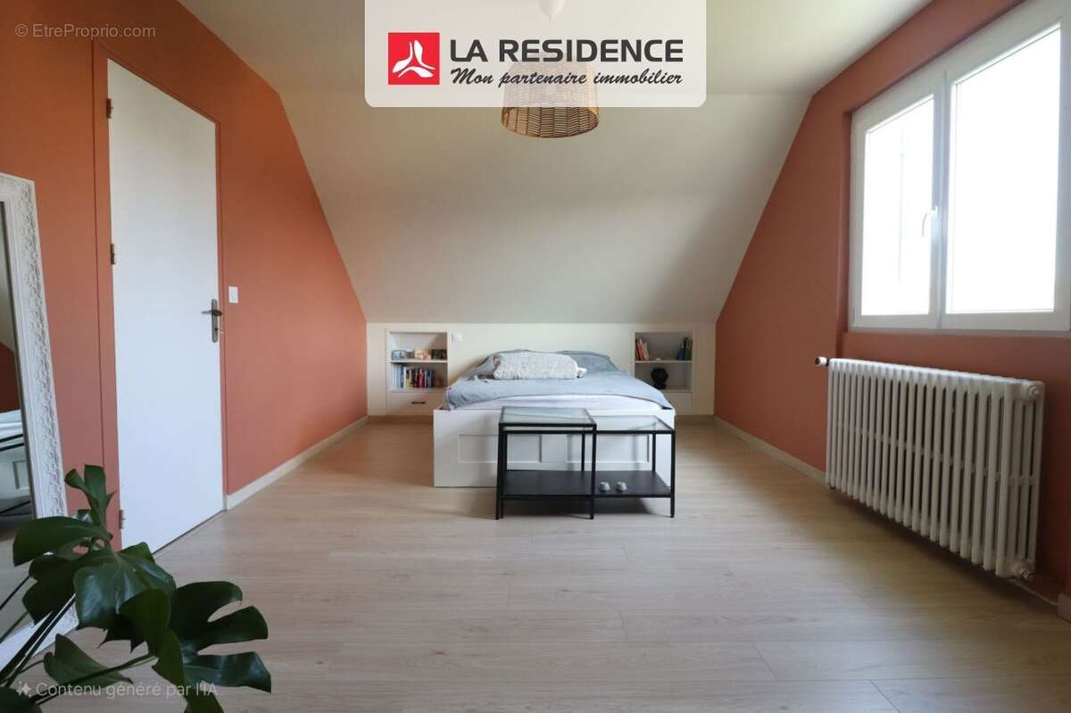 Maison à MARCHEZAIS