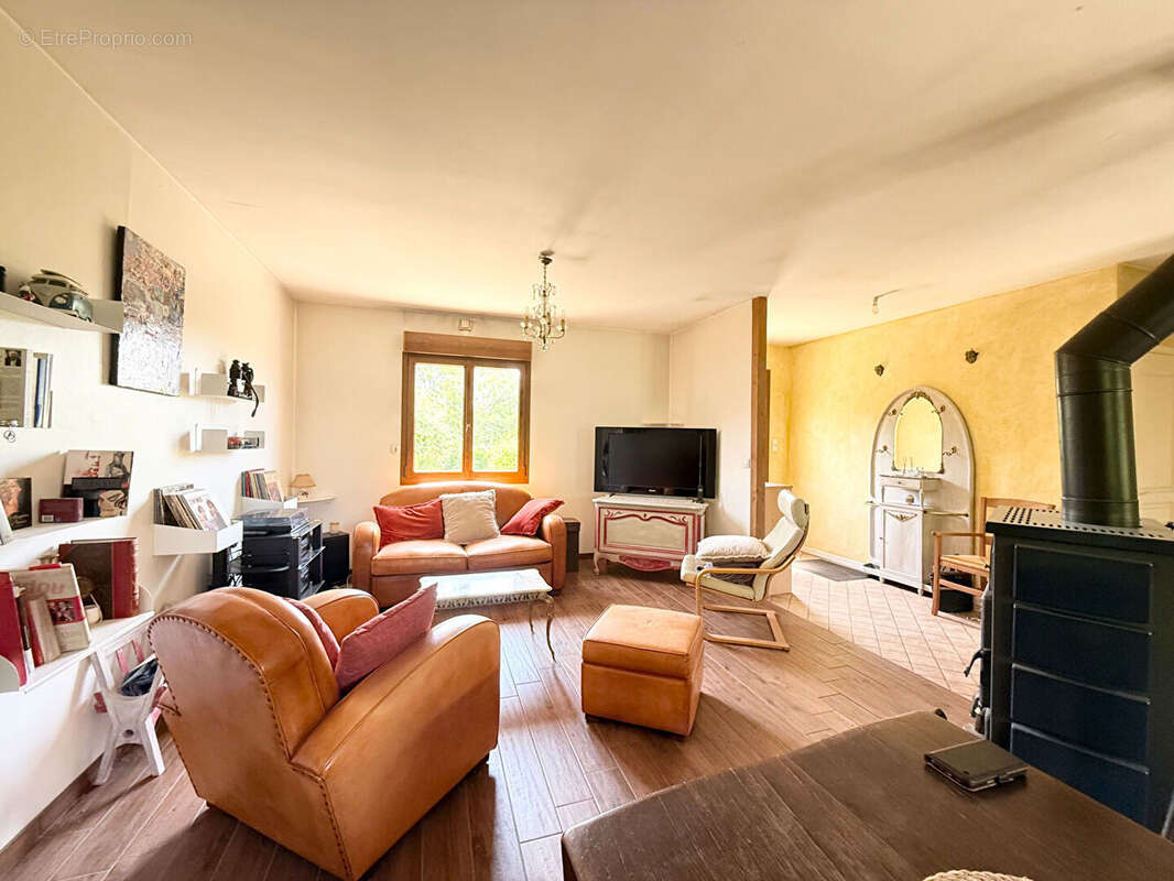 Maison à BROQUIERS
