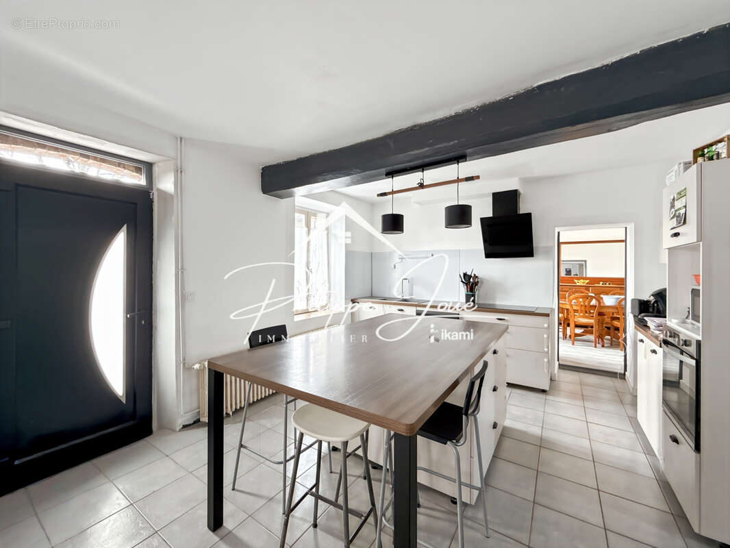 Maison 6 pièces de 146 m2 à Piffonds 89330 - photo 3