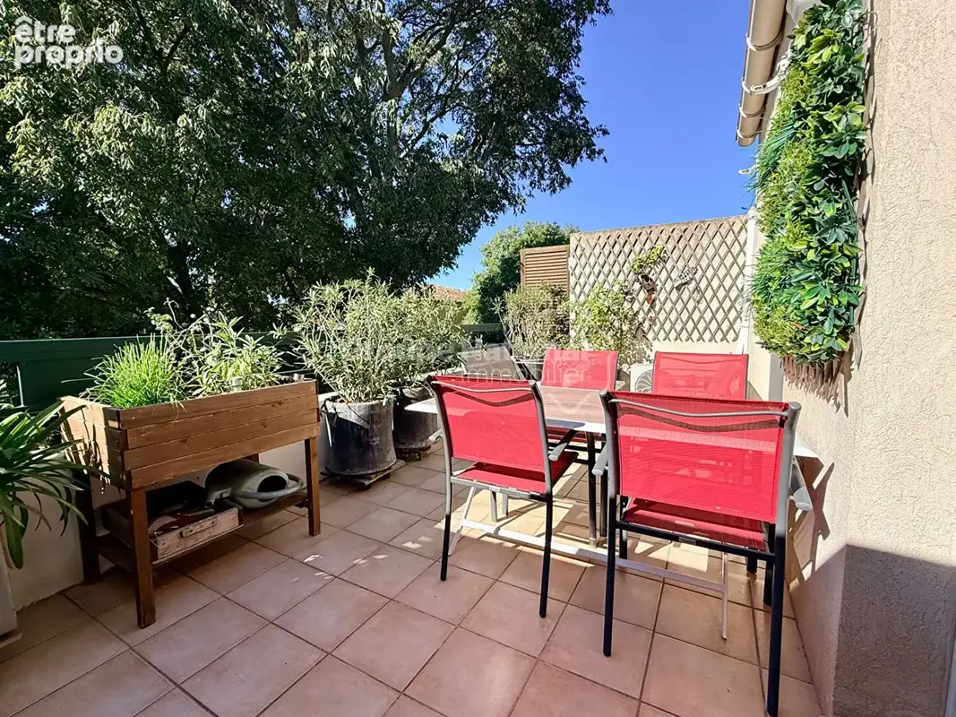Salon De Provence - Bel Air - T3 de 63 m2 avec terrasse de 15 m2 - photo 8