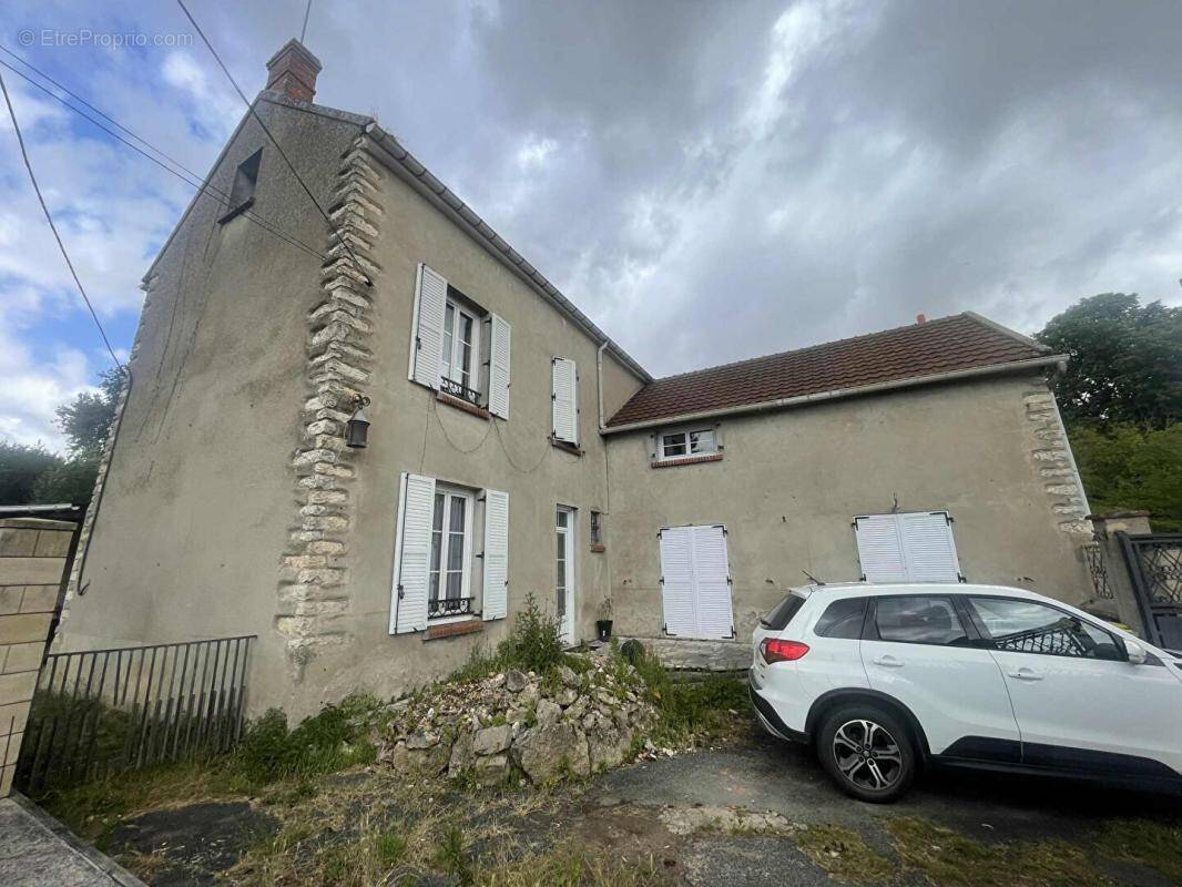 Maison à ETAMPES