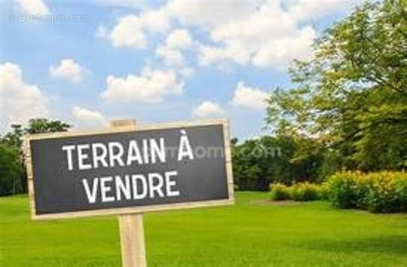 Terrain à BERVILLE-SUR-MER