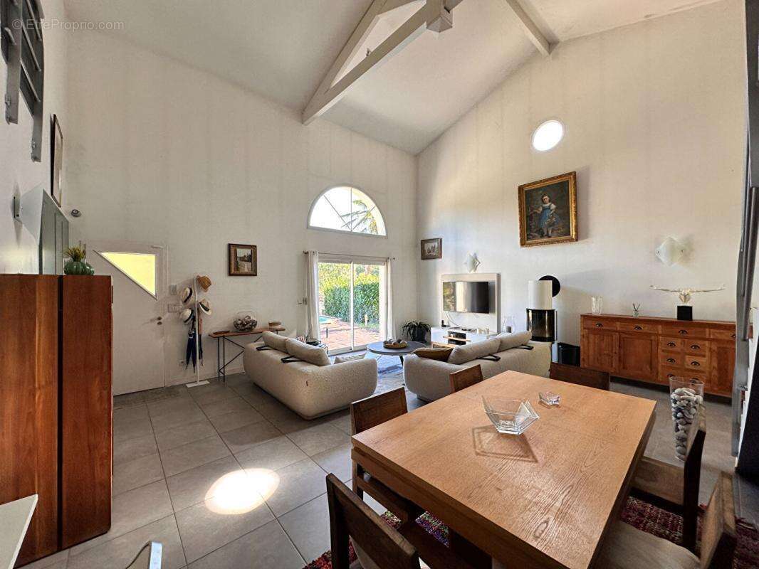 Maison à BON-ENCONTRE